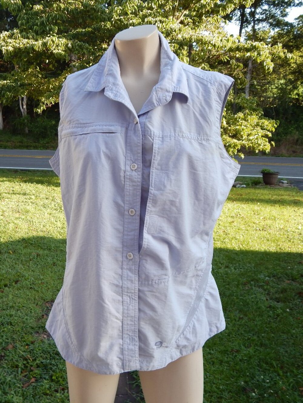 Mountain Hardwear Sleeveless Button Front Shirt SIze 12